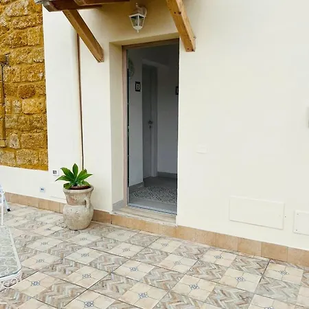 Maresa Bed & Breakfast